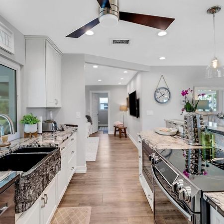 Inviting Lakeview Home L Pool L Close To Beaches Marco Island Buitenkant foto